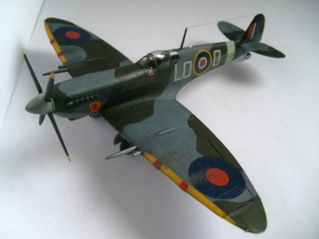 Spitfire Mk.lX