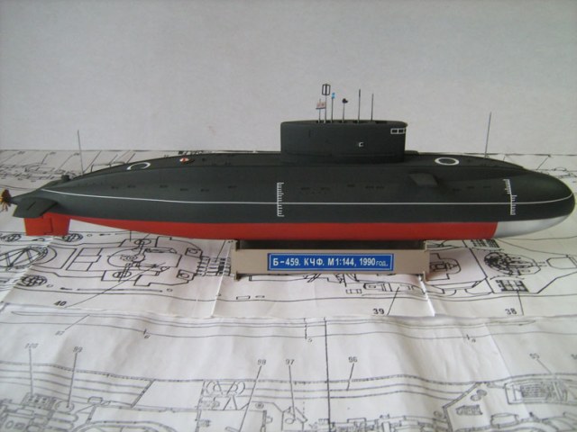 ДЭПЛ проекта 877(Варшавянка).М1:144.