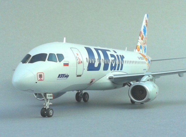 Sukhoi SSJ-100 UTair RA-89034