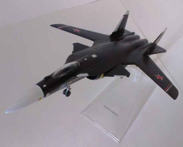 Истребитель Су-47 (С-37) "Беркут"