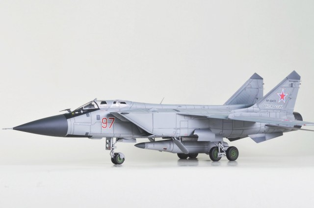 МиГ-31К с ракетным комплексом Х-47М2"КИНЖАЛ".