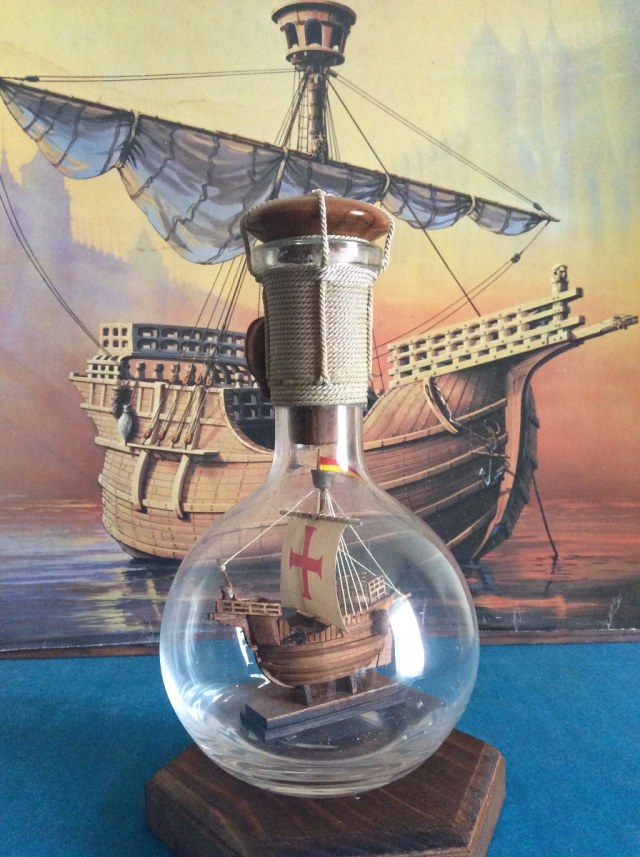 Каталонское судно в бутылке