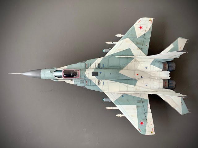 МиГ-29СМТ борт "25 красный" 1:72 Звезда
