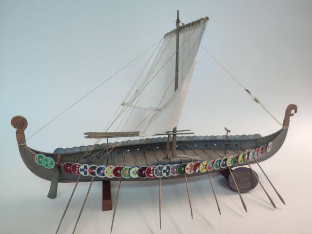 Viking Ship 1/50
