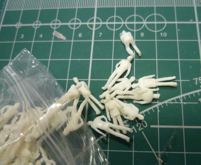 Фигурки 1:100