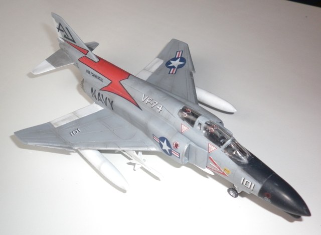 MDD F-4B(F4H-1) PhantomII c AB "Форрестол"