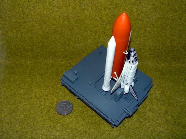 Space Shuttle (1/450)