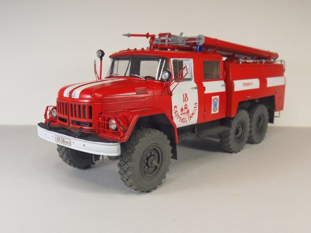 АЦ-40-137А на шасси ЗиЛ-131