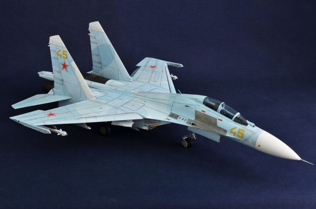 Су-27УБ   аэродром " Золотая Долина".