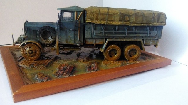 Mercedes-Benz Typ LG3000 (WWII German Army Truck)