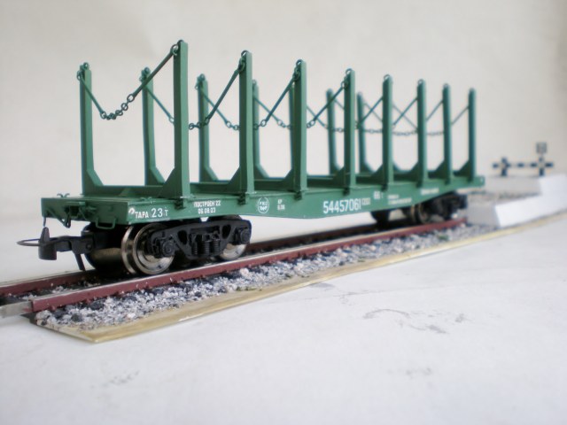 Платформа мод. 13-2114П для перевозки лесоматериалов