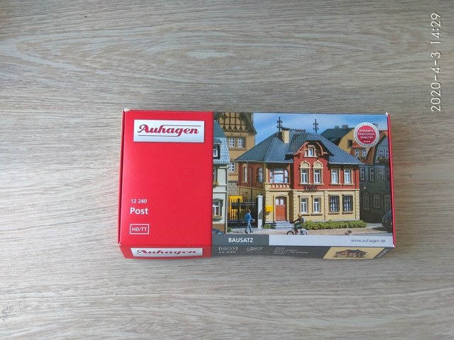 Обзор дома в масштабе 1:87 от компании Auhagen № 12 240 (Почта)