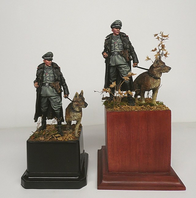 Эсэсовец с овчаркой