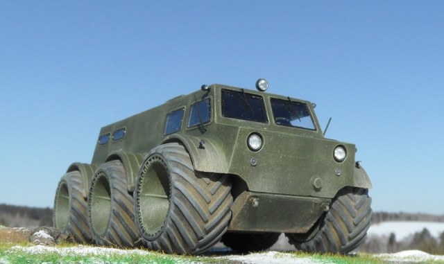 Снегоболотоход ЗИЛ-136