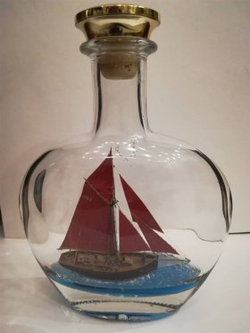 Лоцманский куттер Jolie Brise в бутылке. Масштаб 1:240