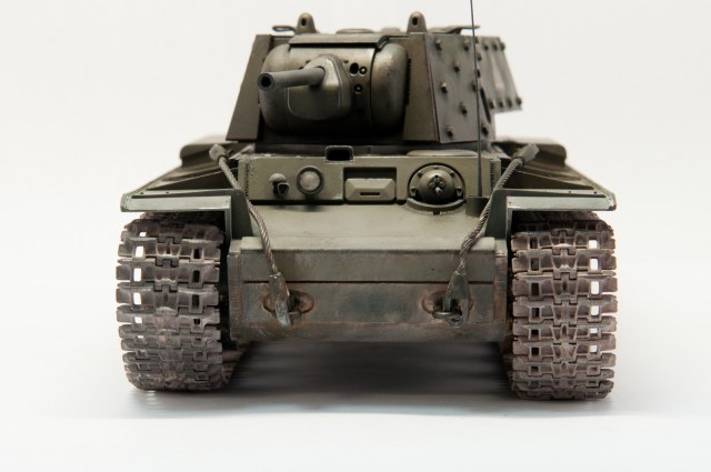 Тяжелый танк КВ-1 экранированный.