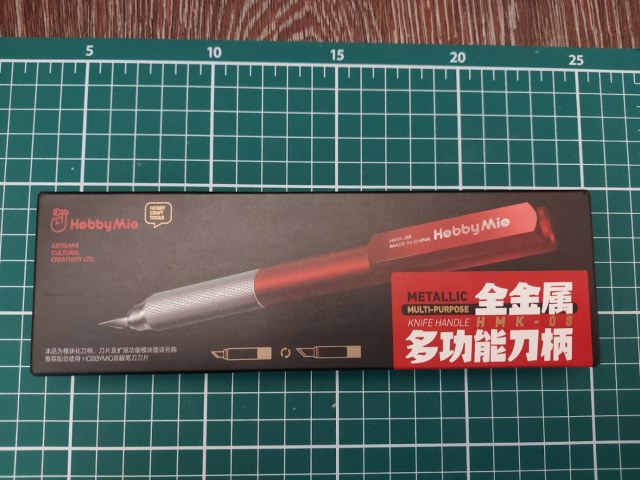 Модельный нож и лезвия