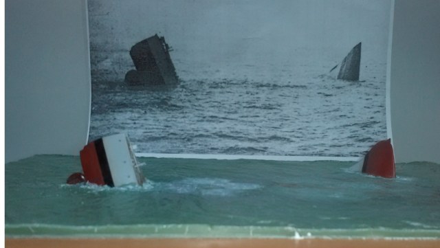 Остатки линейного крейсера Инвинсибл после его гибели в Ютланде