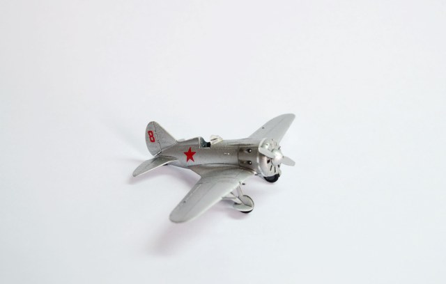 И-16 1:144