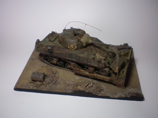 Hobby Boss 1/48 Sherman M-4 (mid) Dozerr
