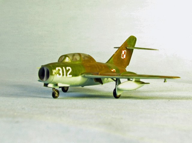 MiG-15 UTI