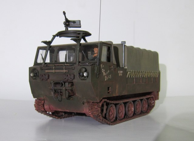 Гусеничный транспортёр М548А1