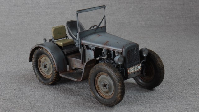 German Hanomag RL-20 Tractor + German army tank traier