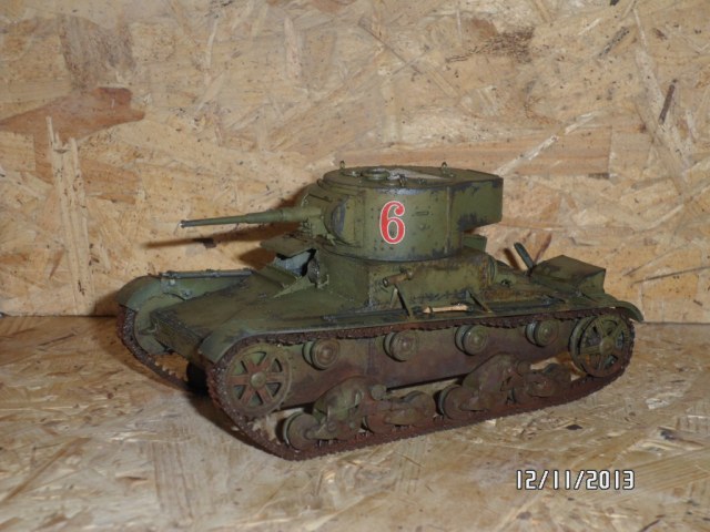 СОВЕТСКИЙ ТАНК Т-26 (МОДИФИКАЦИЯ 1935 ГОДА)