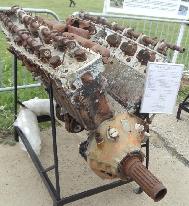 двигатель М-107