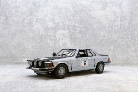 Mercedes — Benz 450 SLC