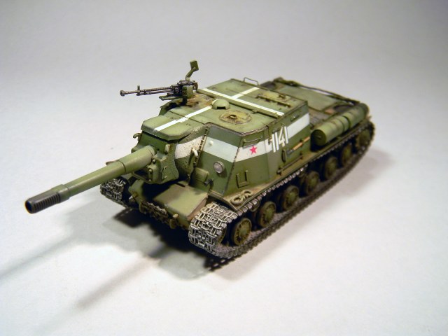 ИСУ-152 "Зверобой" в Берлине