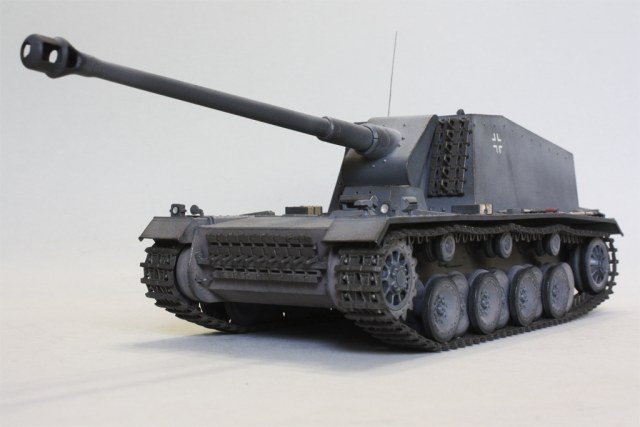 Самоходное орудие "Штурер Эмиль"