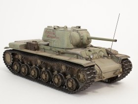 КВ-1 с башней СБ-957 «Московский ОСОавиахимовец» (выпуск ЧКЗ, апреля 1942 г.)