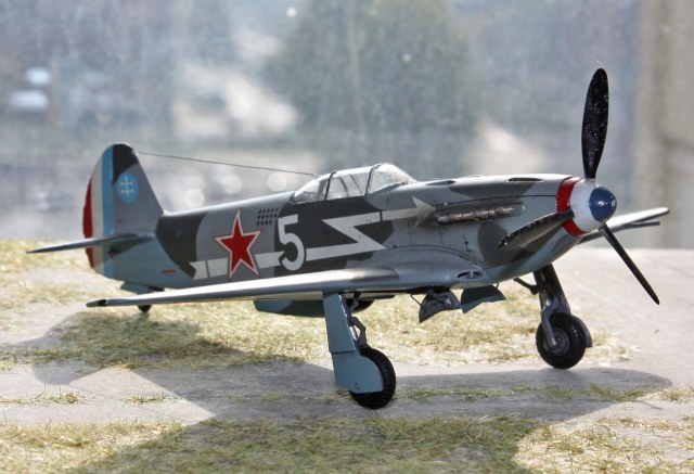 Як-3, "Норманидия-Неман", Роже Саво