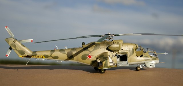 Ми-24В  №37    205 ОВЭ   Кандагар