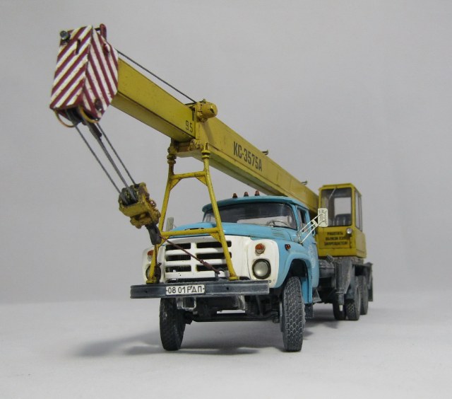 КС-3575А на базе Зил-133ГЯ