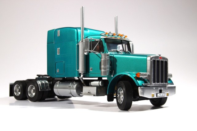 Peterbilt 378  ( Уссурийск 2000 )