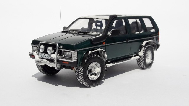 Nissan Terrano V-6 3000