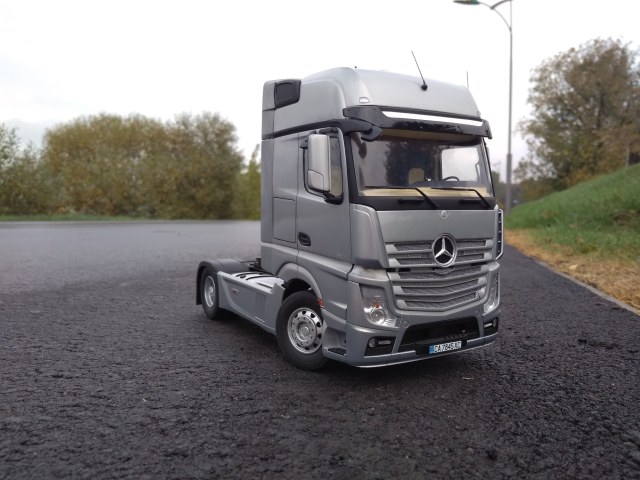 MERCEDES-BENZ ACTROS MP4 GIGA SPACE