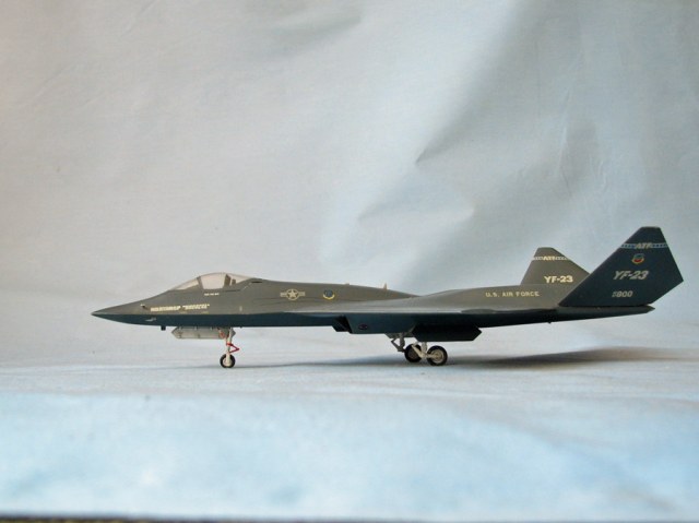 Northrop YF-23