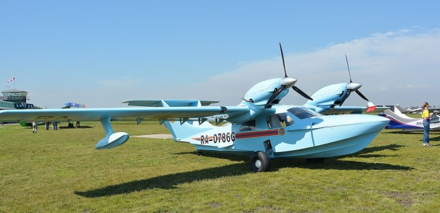 Амфибии "Л-42" и "Л-44М"