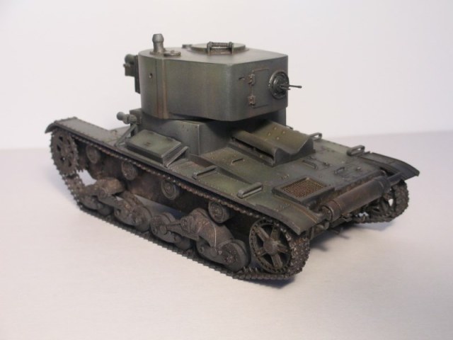 Экспериментальный  танк  Т-26-4 с пушкой  КТ-28