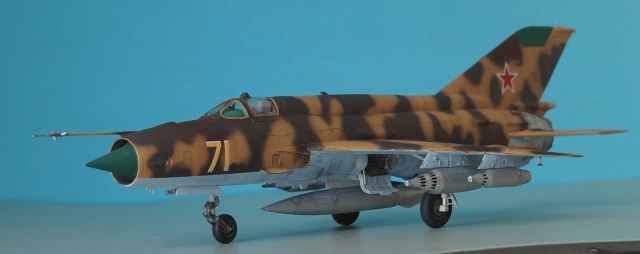 МиГ-21СМ (MiG-21MF FISHBED J)