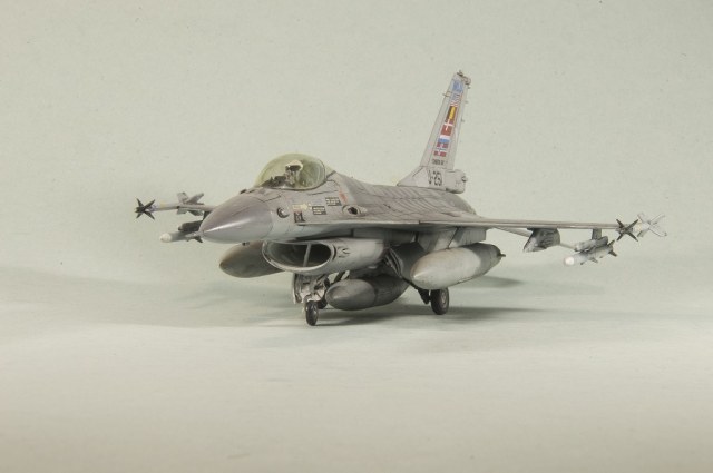 F-16 MLU