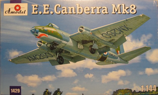 1/144 E.E. Canberra Mk.8