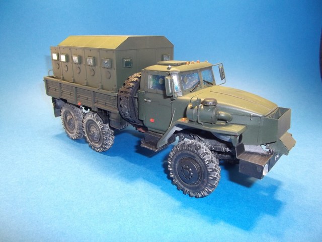 Урал-4320-ЧЗ "Звезда-В"