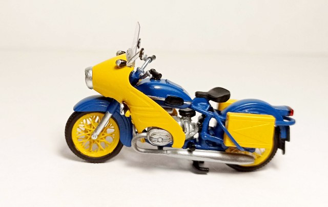 Мотоцикл М100 1/43