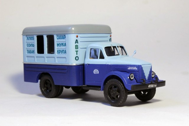 ЛуМЗ-827 на шасси ГАЗ-51А