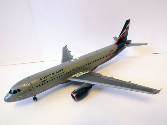 Airbus A-320 (1:125)