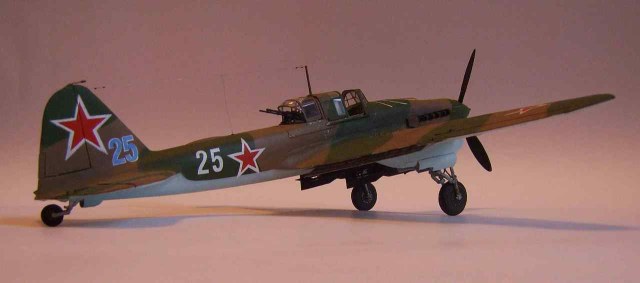 Ил-2М3 в картоне